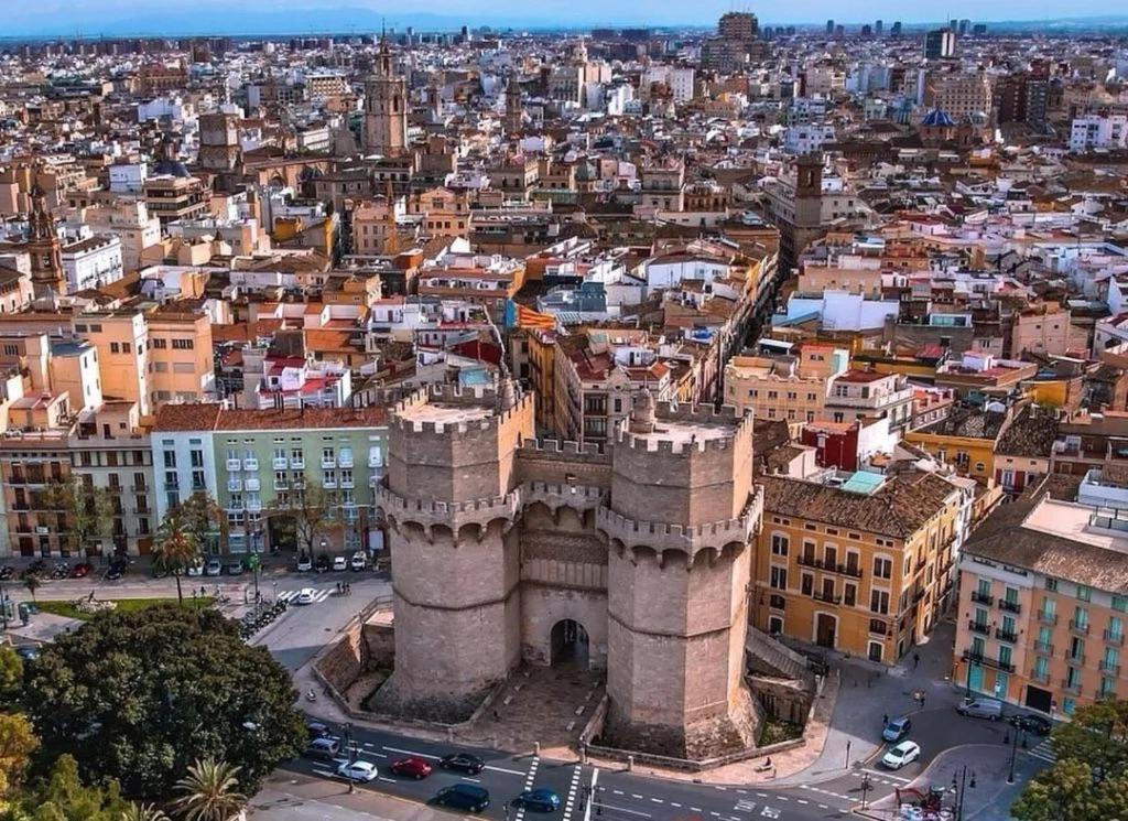 Bergamo Ciutat Vella Daire Valensiya Dış mekan fotoğraf